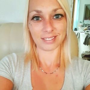 Meet your Posher, Valérie